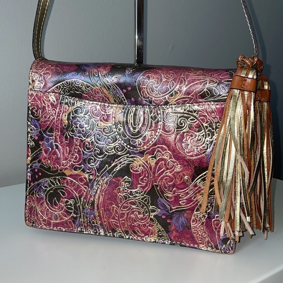 Beautiful Patricia Nash Gold embossed accordion crossbody bag - Picture 3 of 13